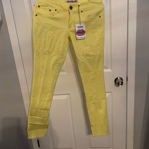 Light material Summer or Vacay Pants